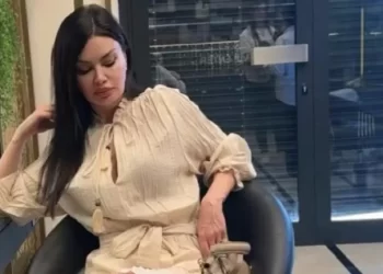 Rikthehet Zanfina: Përmbys çdo pritshmëri me stilin e saj të ri dhe energjinë pozitive