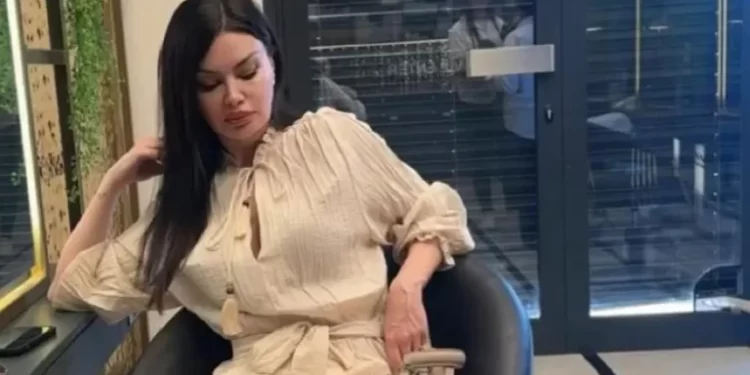 Rikthehet Zanfina: Përmbys çdo pritshmëri me stilin e saj të ri dhe energjinë pozitive