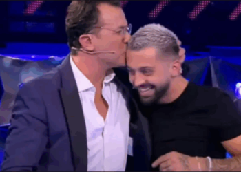 Laert Vasili ngushëllon Gjestin për humbjen e vëllait të tij: Zoti të dhëntë forcë