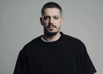 Elgit Doda nuk njihet, bën ndryshim drastik në pamje (Foto)