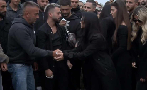 Xheneta merr pjesë në varrimin e Eldionit, vëllait të Gjestit/PAMJE