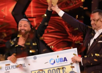 Ledion Liço reagon i tronditur pasi vëllai i Gjestit humbi jetën tragjikisht në aksident