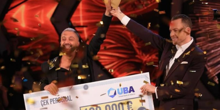 Ledion Liço reagon i tronditur pasi vëllai i Gjestit humbi jetën tragjikisht në aksident