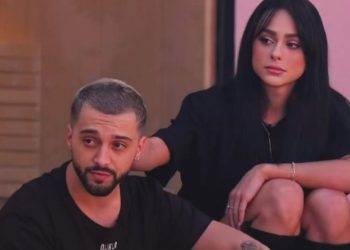 Video/ Egli Tako në gjendje të rëndë emocionale në ceremoninë mortore