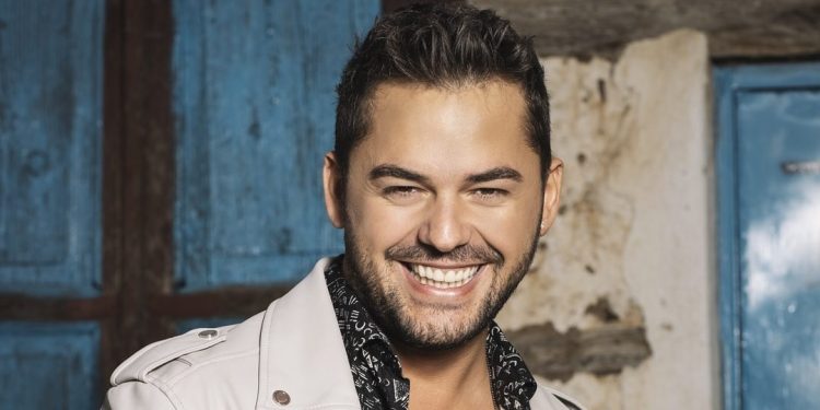 Pas vdekjes së papritur të këngëtarit Shpat Kasapi, reagon ekipi menaxherial