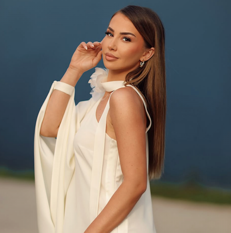 “Ba*hellë”/ Kiara Tito revoltohet me ndjekësit si asnjëherë më parë: Publikon identitetin e tyre dhe reagon kështu (FOTO)