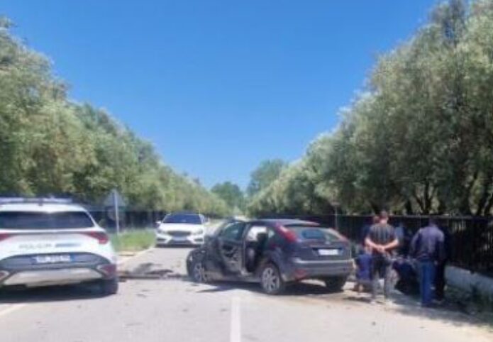 Aksident i rëndë , makina del nga rruga, vdes drejtuesi!