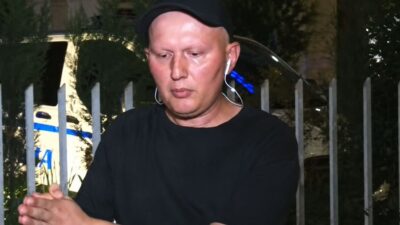 E sulmuan në krye të detyrës, flet Osman Stafa: Një burrë dhe një grua mu afruan, më shanë dhe më goditën