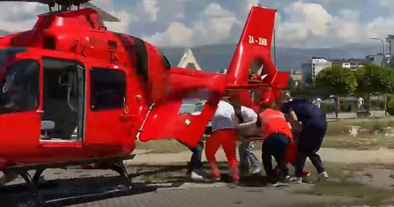 Pushimet pranë familjarëve sa nuk u kthyen në tragjedi/ Cifti jetonte në Greqi, Bleona 28 vjeçare niset me helikopter te Trauma