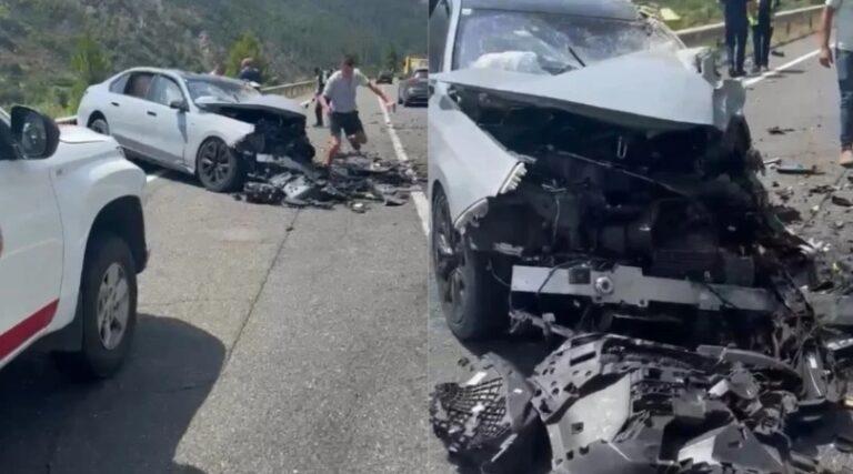 Aksident i frikshëm në vend, makina përplaset me kamionin, katër persona…