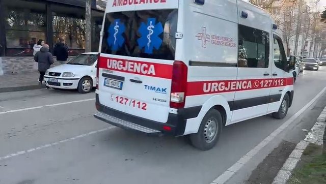 Nuk kanë fund aksidentet për sot! Automjeti del nga rruga, 47 vjecari i gjorë…
