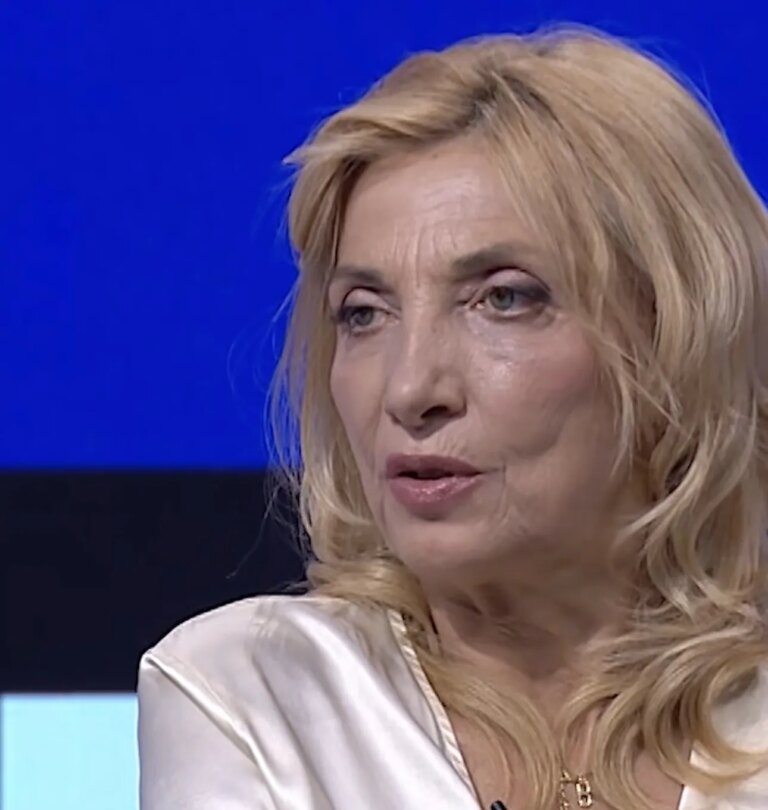 Pazare mbi cmimin e madh/ Moza rrëfen bisedën e parë mes saj, Arbanës dhe Eduartit ‘Ata më thanë që…’