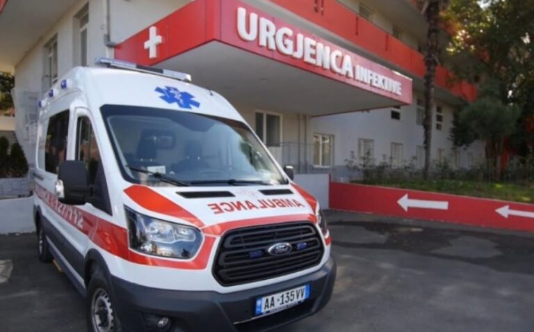 Ngjarje tragjike, bie nga kati i tretë i një ndërtese, humb jetën gruaja!