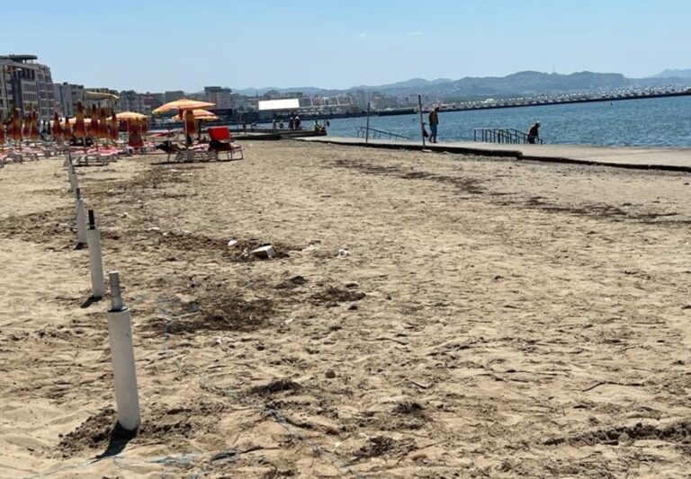 Ngjarje e rëndë në Durrës! Gruaja gjendet e p*jetë në plazh, ja cfare dyshohet