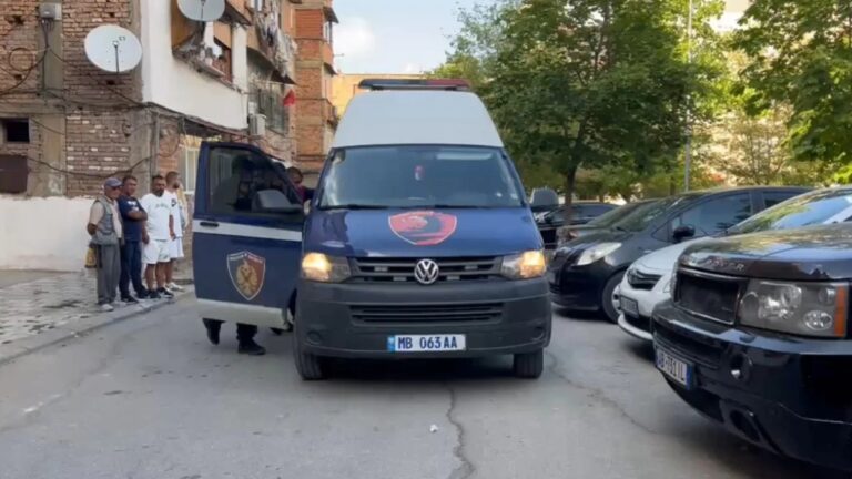 Ekzekutim me a*më zjarri në Korçë, humbet jetën 20-vjeçari ndërsa autori shpallet në kërkim