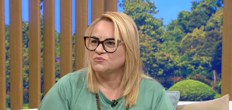 Hapen letrat e Tarotit, astrologia zbulon çfarë pritet për 12 shenjat e Horoskopit: Kush do ketë ngritje ekonomike