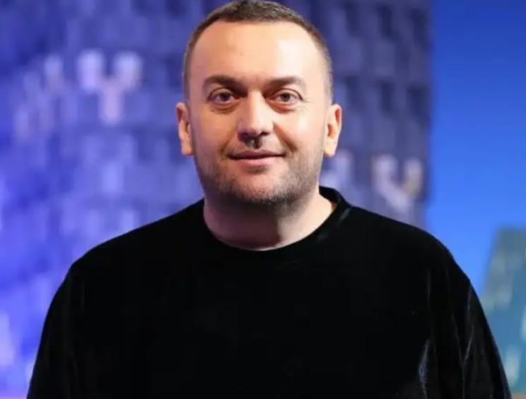 ‘Dy nga gratë pas publikim të videove kanë tentuar …’/ Skandali ne showbizz, SH0KON Olti Curri!