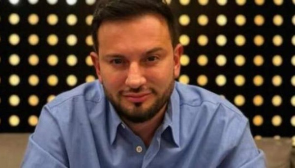 Zbuloi video SKANDALET, gazetarit Elton Tozaj i ndodh e papritura!