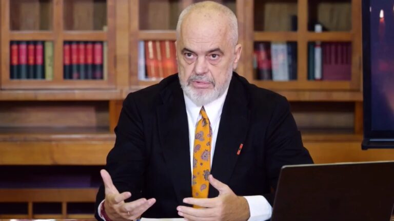 Pak orë para protestës, kryeministri Rama del me njoftimin e fortë